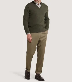 Knitwear|Purdey Men's Ensay British Outdoor V Neck Jumper in Loden
