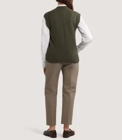 Knitwear|Purdey Women's Islay British Outdoor Vest in Loden